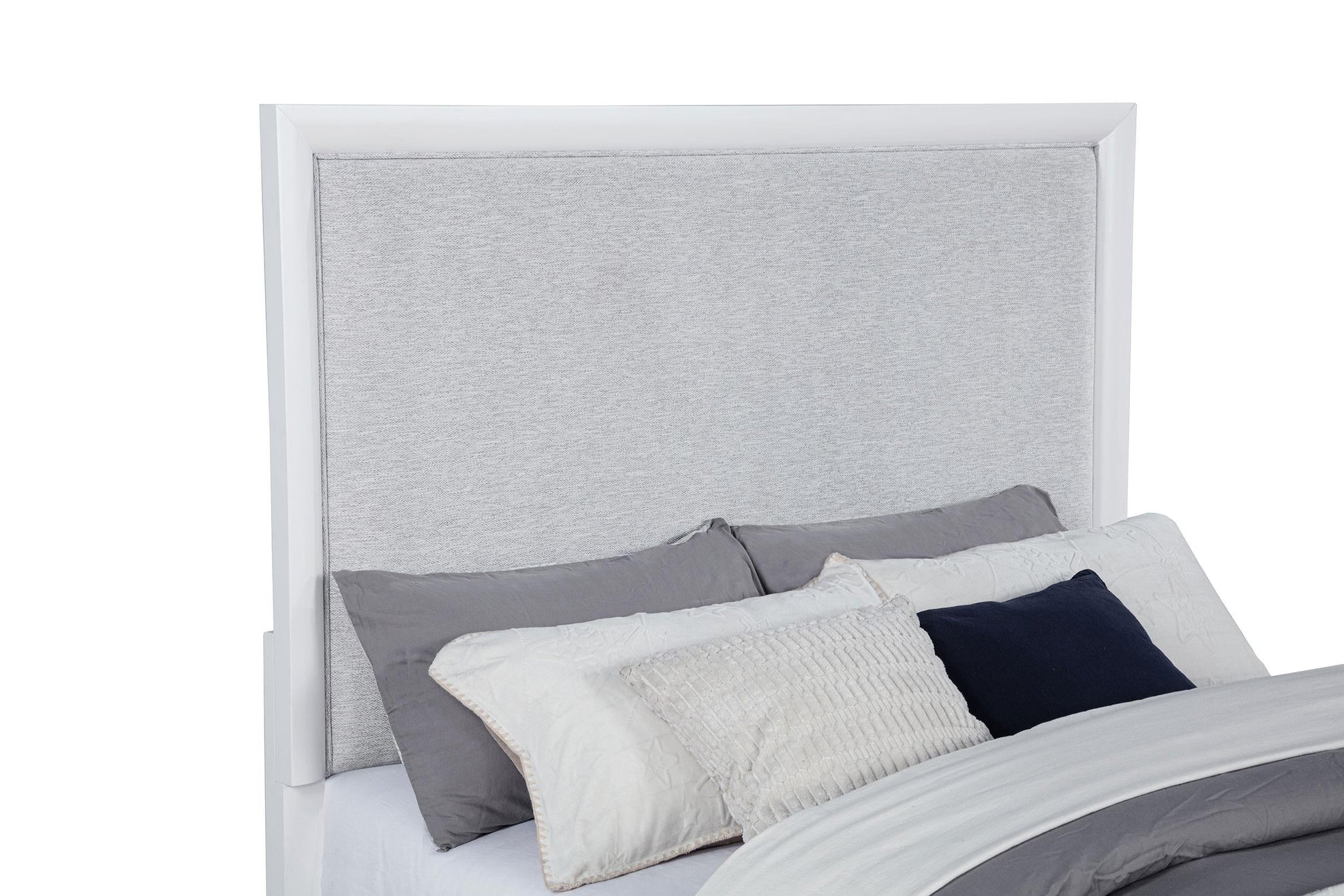 Gracemont Bed in White