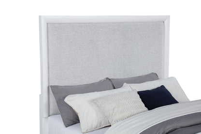 Gracemont Bed in White