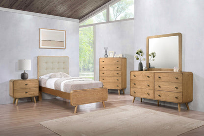 Robyn Bed 5-Piece Set in Light Ash
