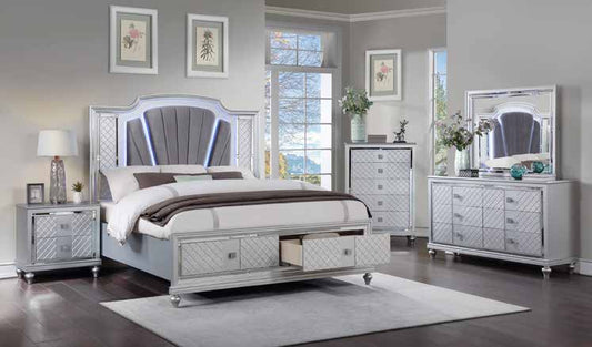 B523 79” Silver Bedroom Set