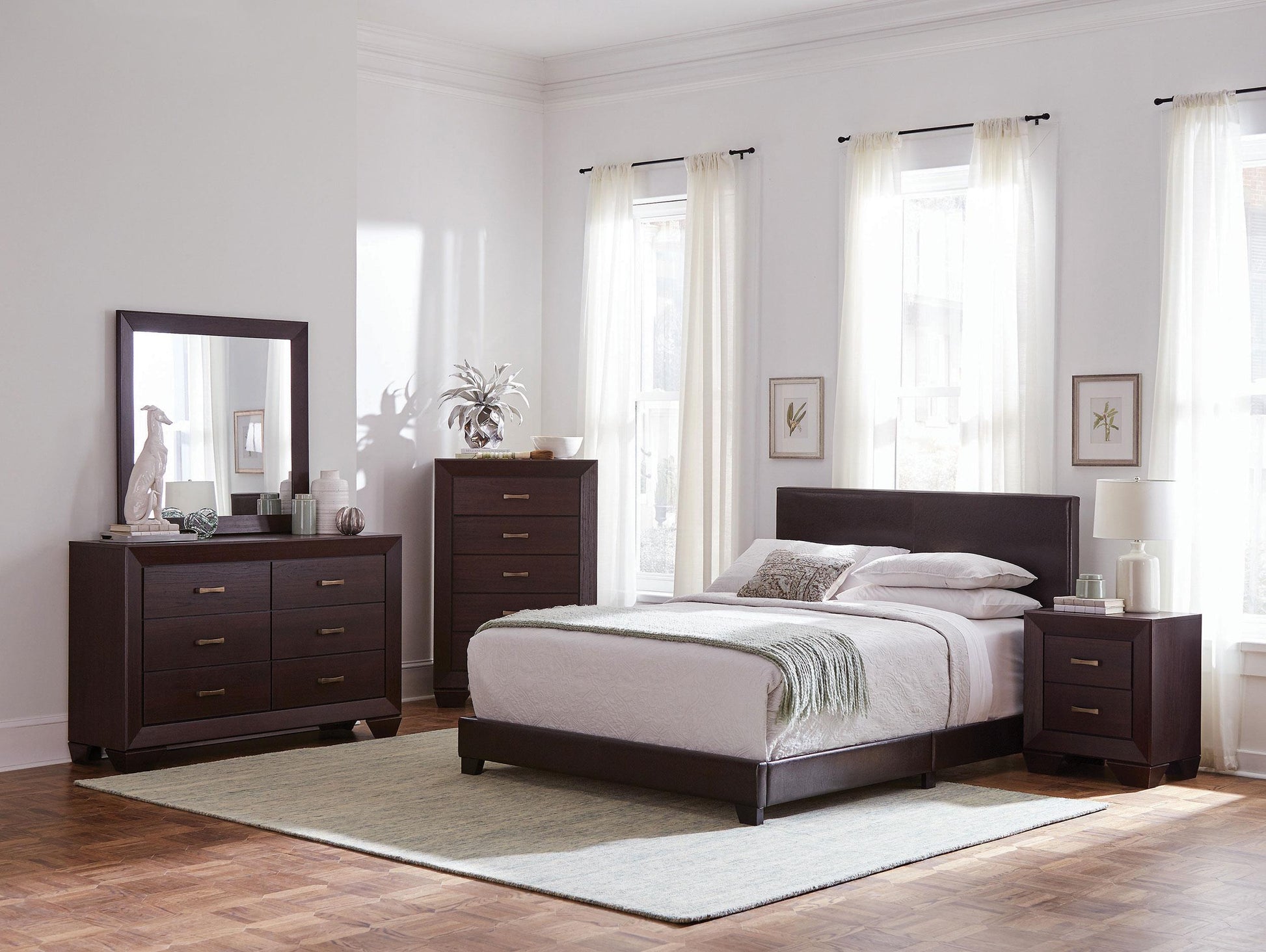 Dorian Bed 5-Piece Set in Dark Cocoa