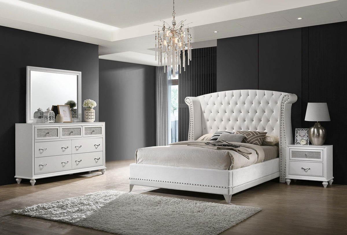 Barzini Queen Bed 4-Piece Set in White - Coaster Furniture