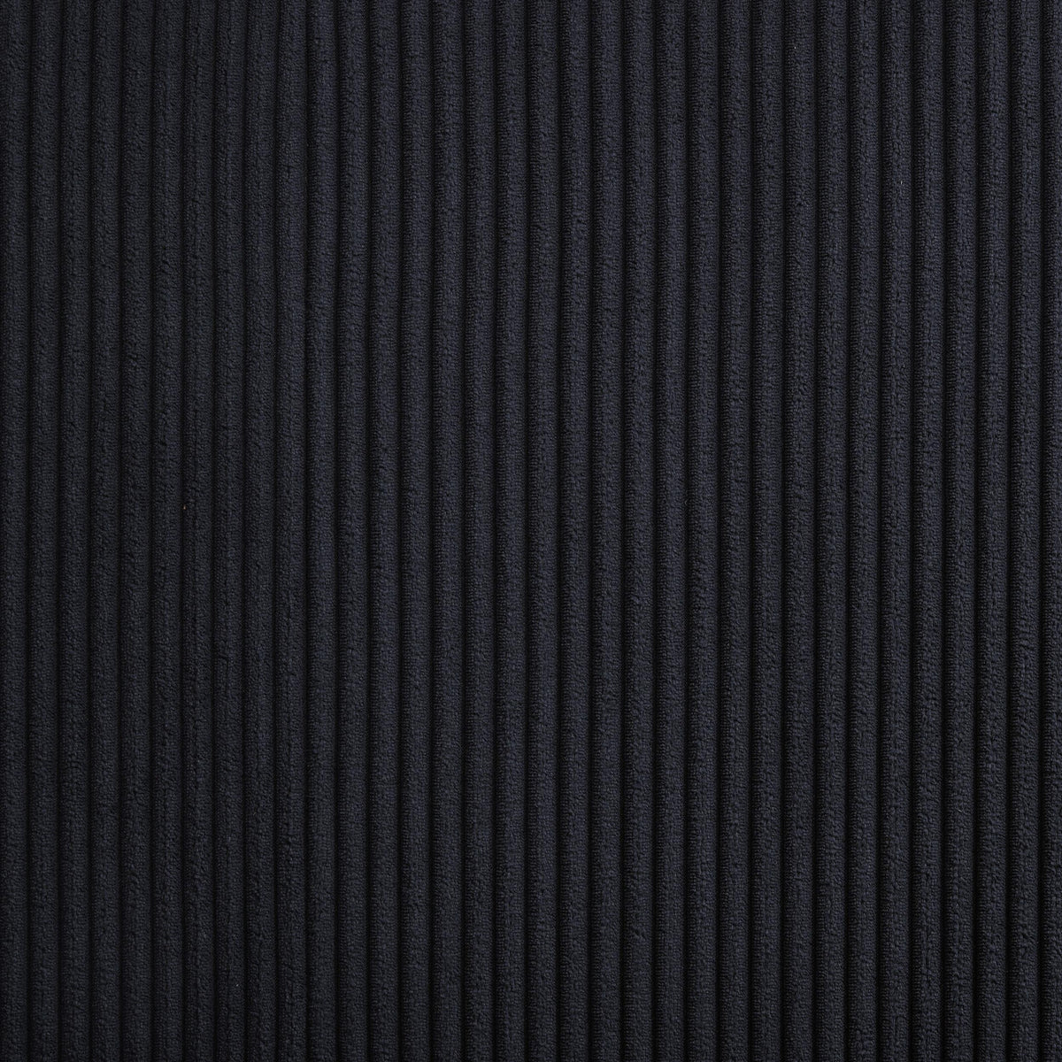 Tisdall Queen Bed in Black - Coaster Furniture