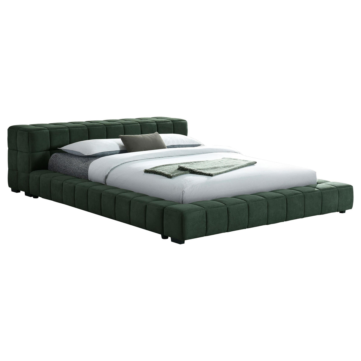 Trinity E King Bed in Green - Coaster Furniture