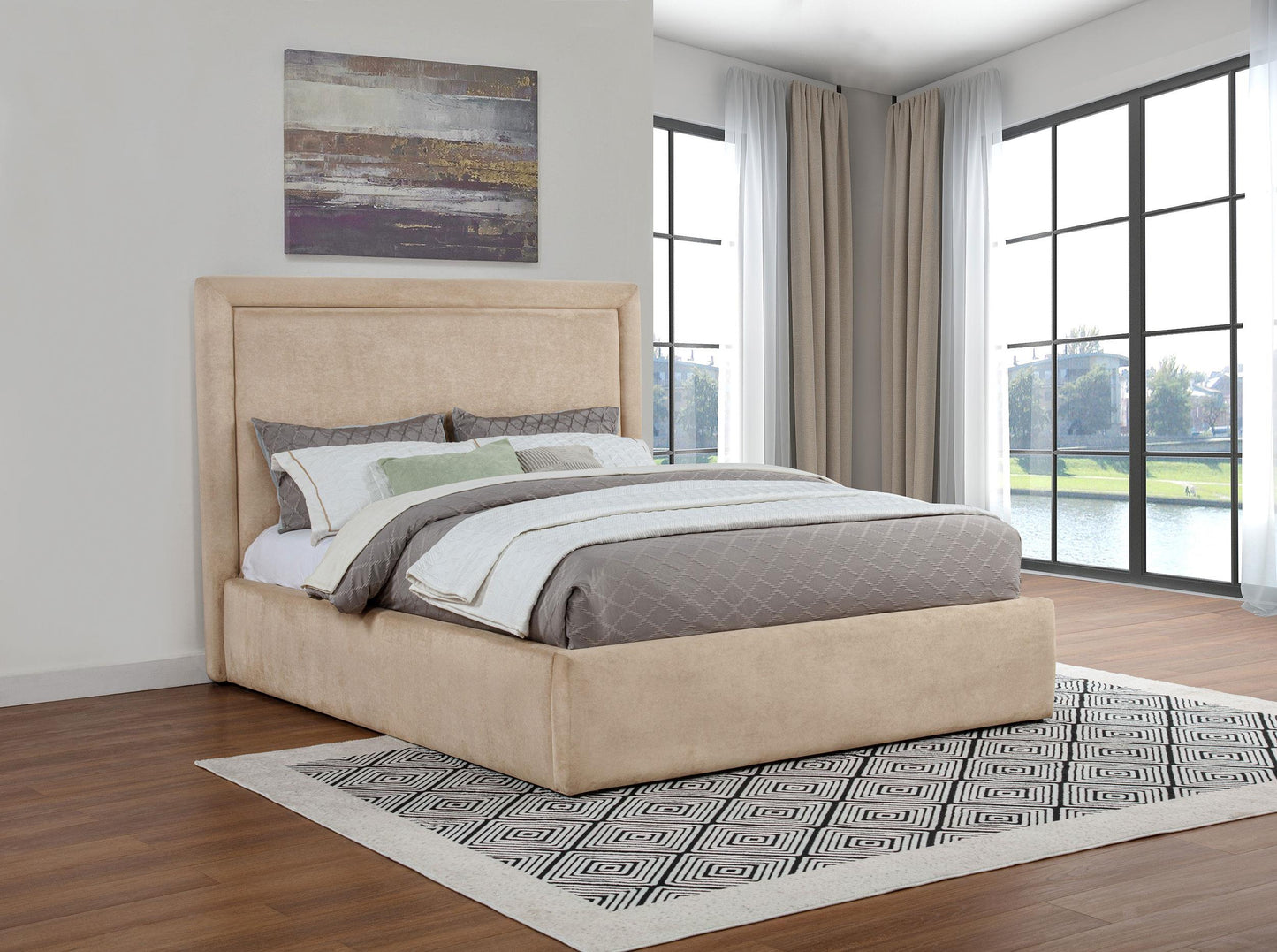 Lawson E King Bed - Light Saddle