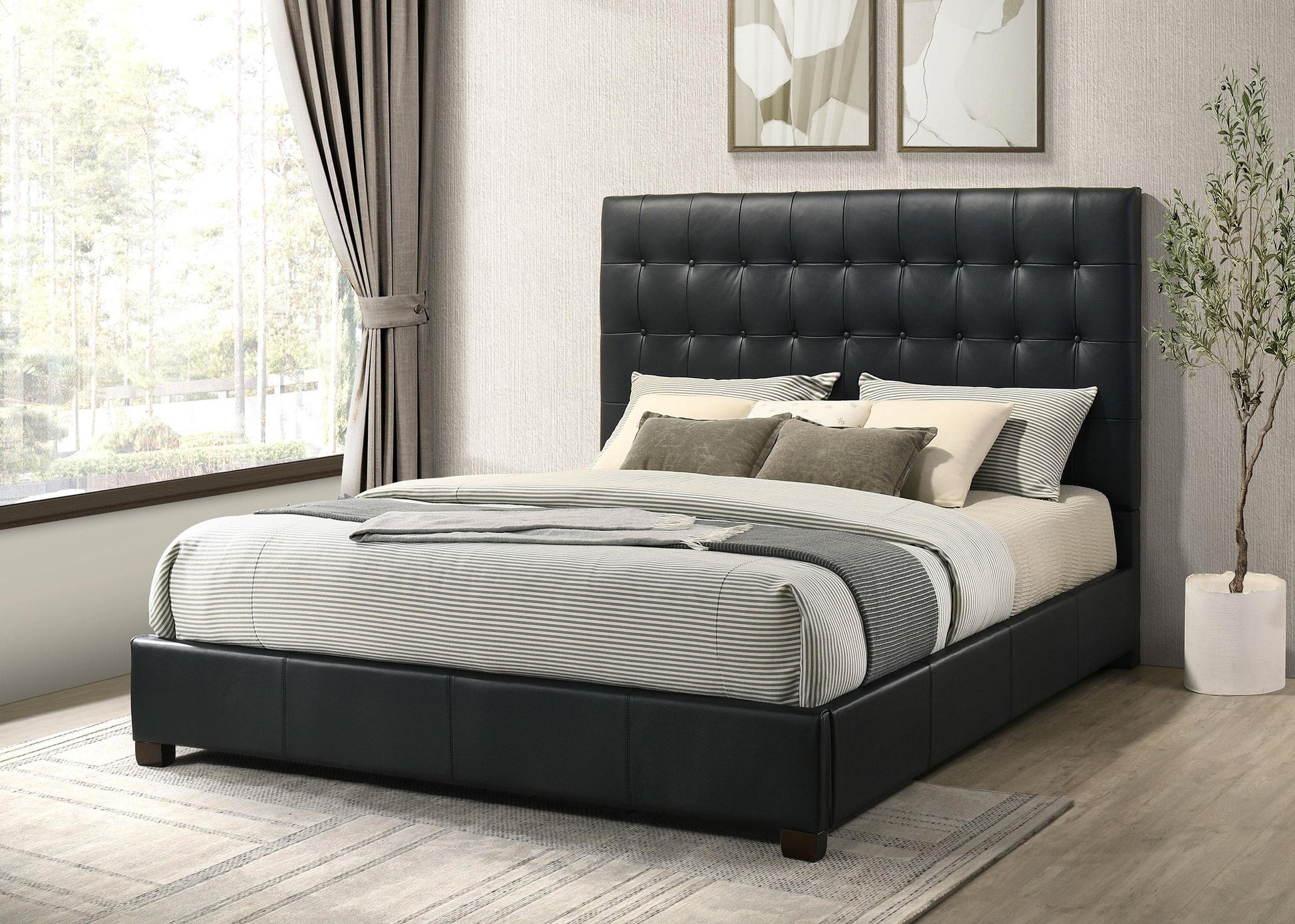 Medley E King Bed - Black