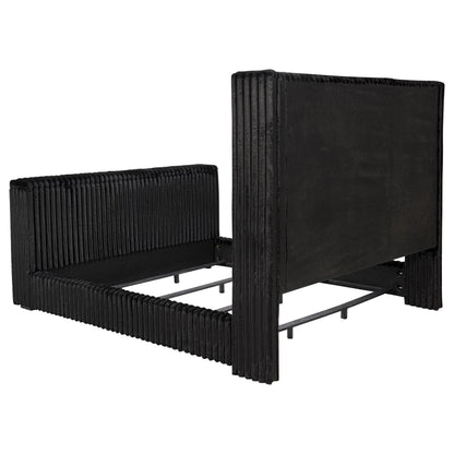 Centergrove Bed in Black