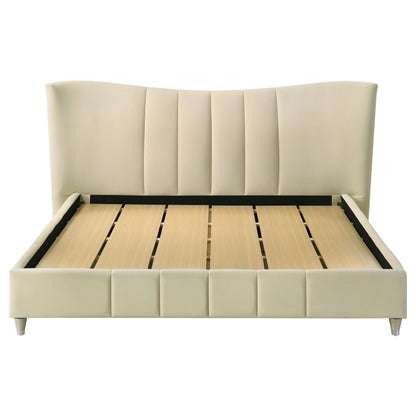 Evelyn Bed in Ivory