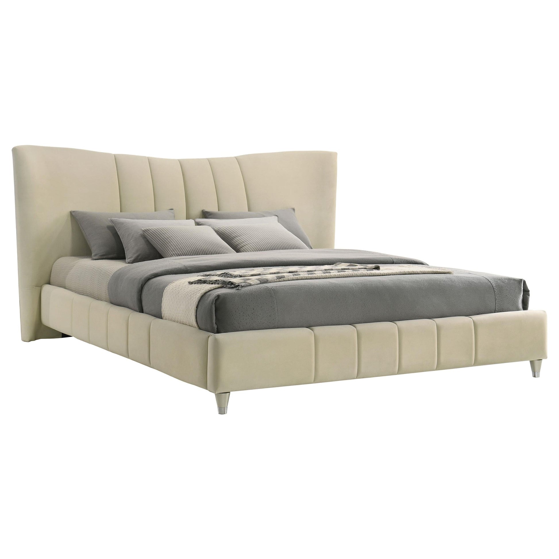 Evelyn Bed in Ivory