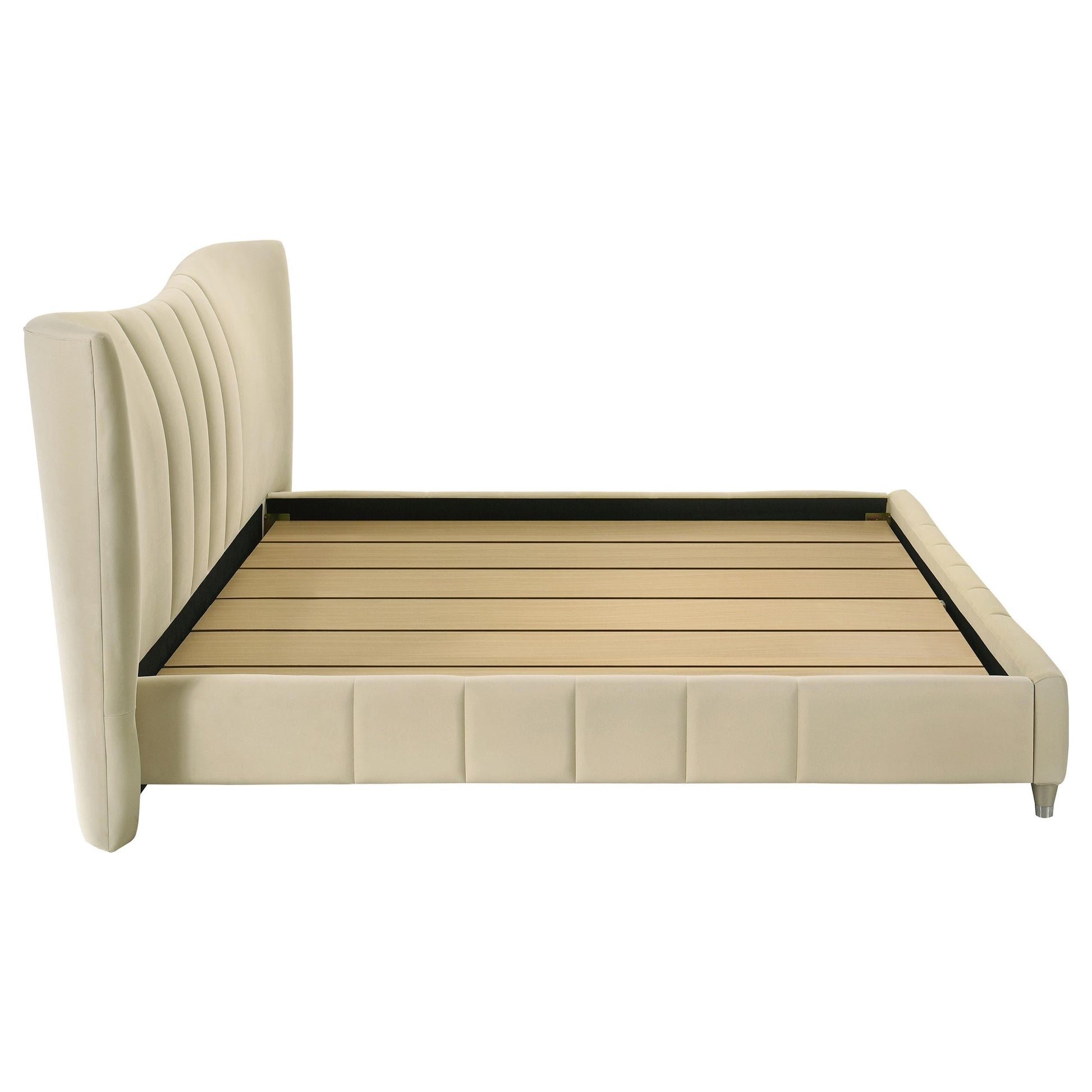 Evelyn Bed in Ivory