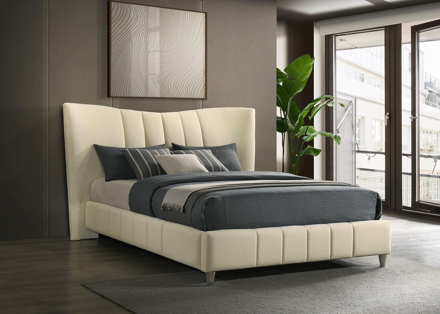 Evelyn Bed in Ivory