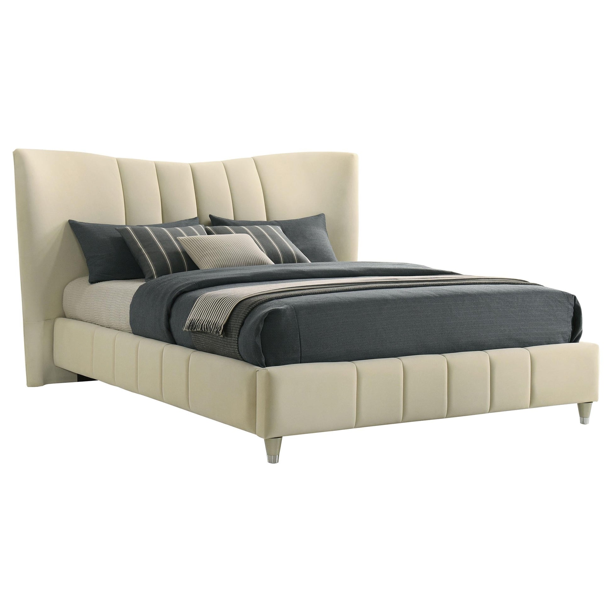 Evelyn Bed in Ivory