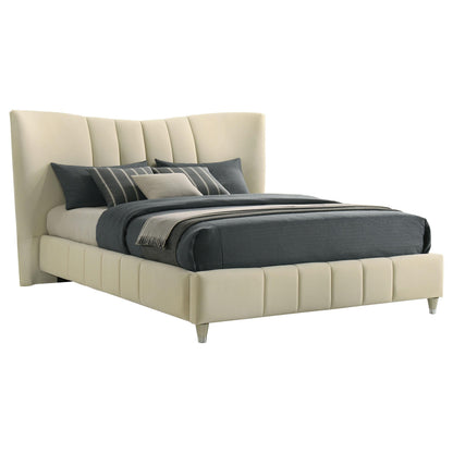 Evelyn Bed in Ivory