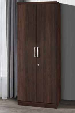 200 Pantry Closet
