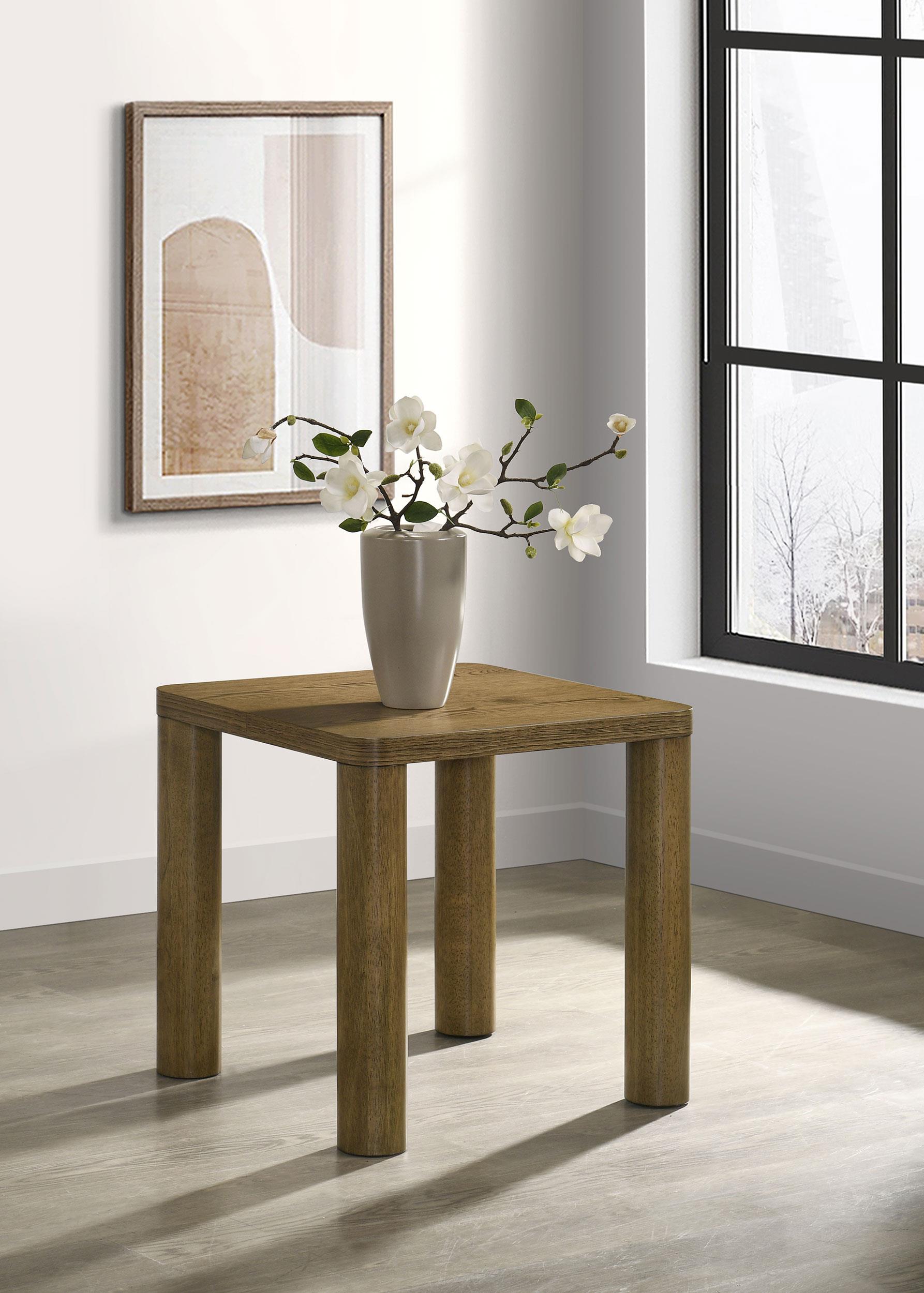 Castlewood End Table - Brown Oak