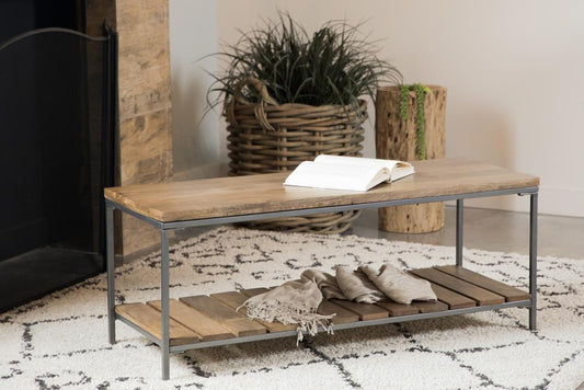 Gerbera Bench in Natural