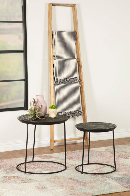 Loannis 2-Piece Nesting Table in Matte Black - Coaster Furniture